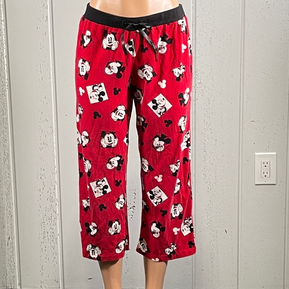 *Disney Women’s Red Mickey Face Print Pajama Pants Sz L